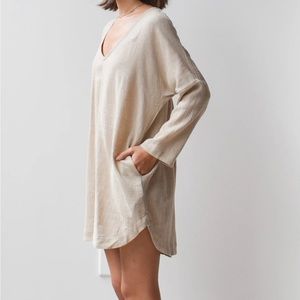 at Dawn. O'ahu relax short dress (XS)